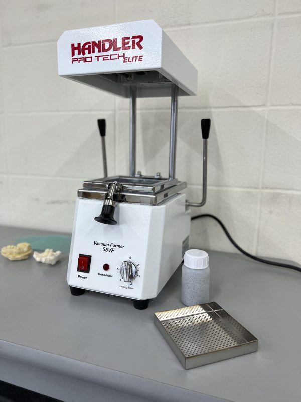 55VF Vacuum Former